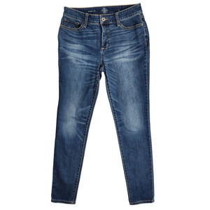 St. John's Bay Womens Jeans Size 6 Skinny Leg Dark Wash Stretch